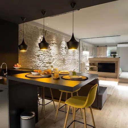 Homely Jinetes Loft * Малага